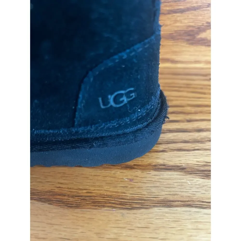 UGG Children's Size 10 Side Zip Suede Black 1017320T Boot Toddler